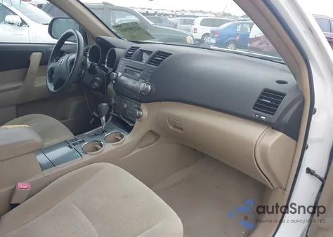 2010 Toyota Highlander из США, поврежденный, VIN 5TDZA3EH0AS007095